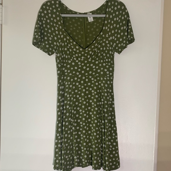 Abound daisy print skater dress - Picture 2 of 4